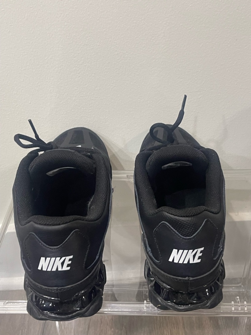 Nike Black and White Training Sneakers - Picture 2 of 4